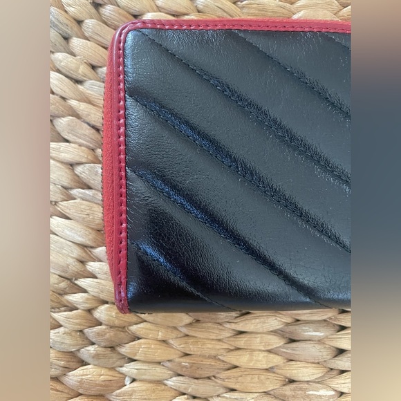 Gucci GG Marmot Zip Around Wallet - Picture 7 of 12